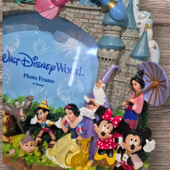 Walt Disney World Parks Disney Characters Magic Kingdom Castle 3D Picture Frame - Picture 7 of 8